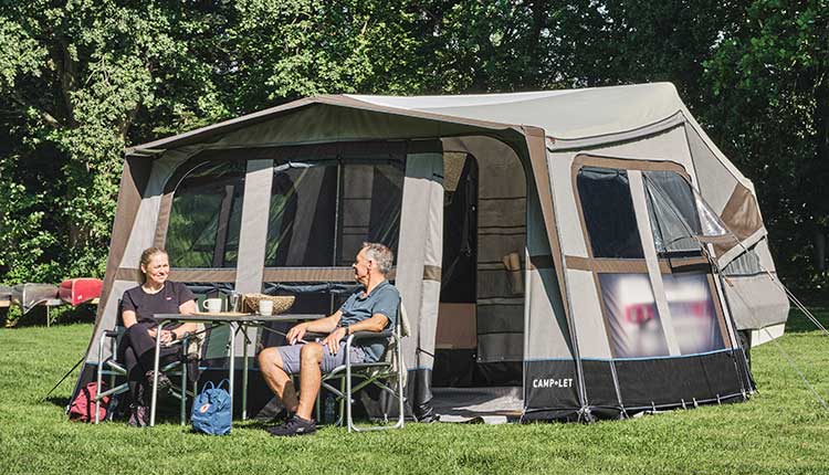 &Scaron;otorska prikolica Camp let Earth 2024